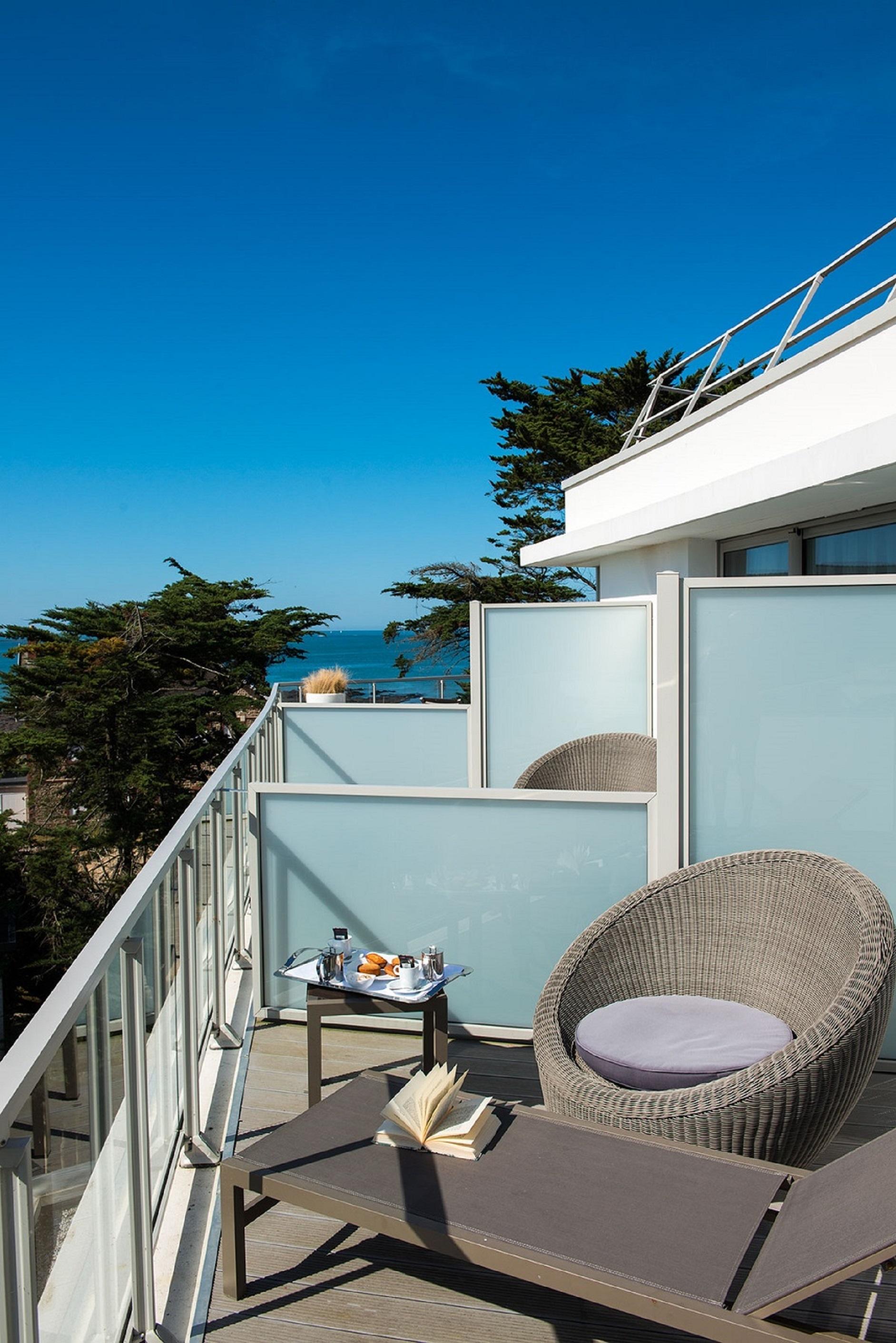 Hotel Chateau Des Tourelles - Relais Thalasso & Spa Порнише Екстериор снимка