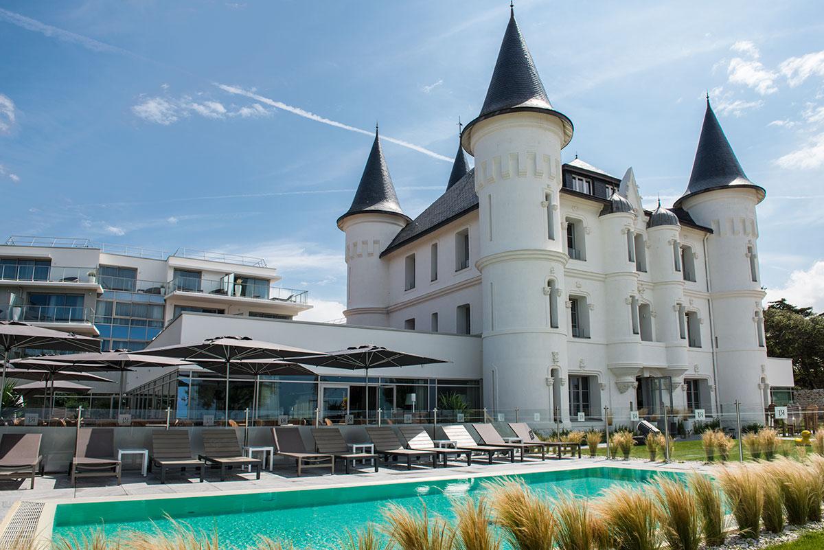 Hotel Chateau Des Tourelles - Relais Thalasso & Spa Порнише Екстериор снимка