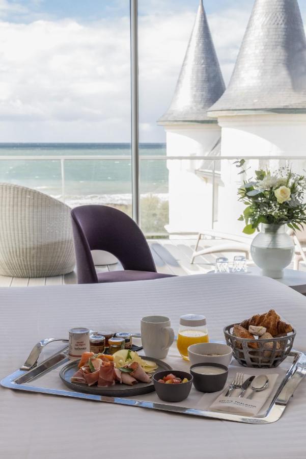 Hotel Chateau Des Tourelles - Relais Thalasso & Spa Порнише Екстериор снимка