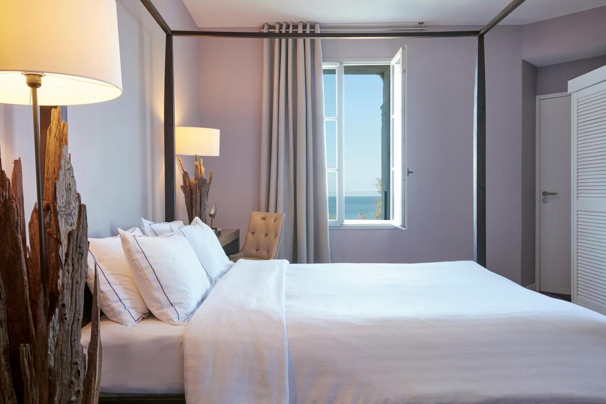 Hotel Chateau Des Tourelles - Relais Thalasso & Spa Порнише Екстериор снимка